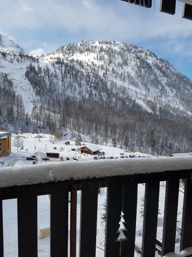 Front De Neige Isola 2000 Apartment Exterior photo